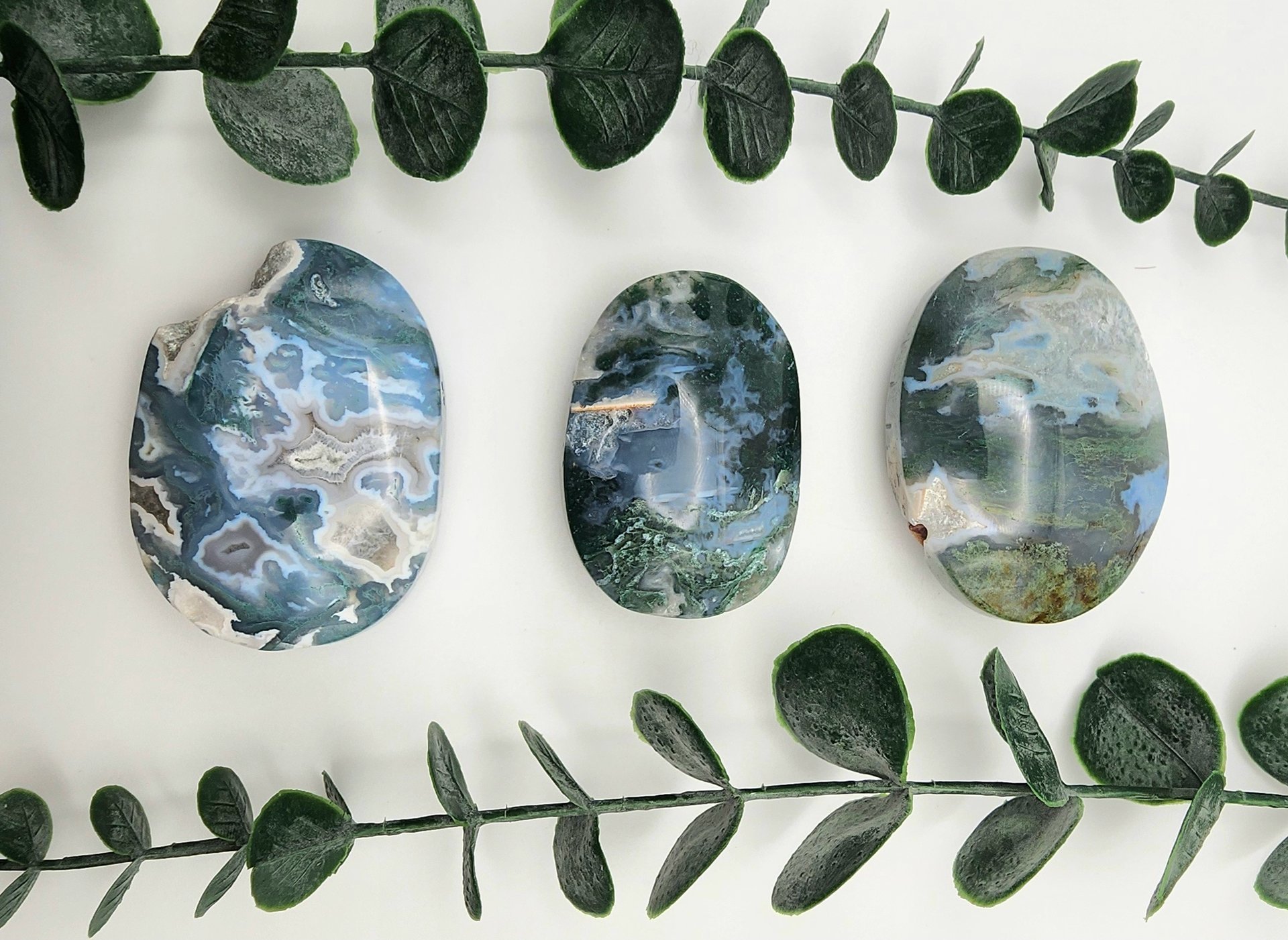 Moss Agate Palm Stones