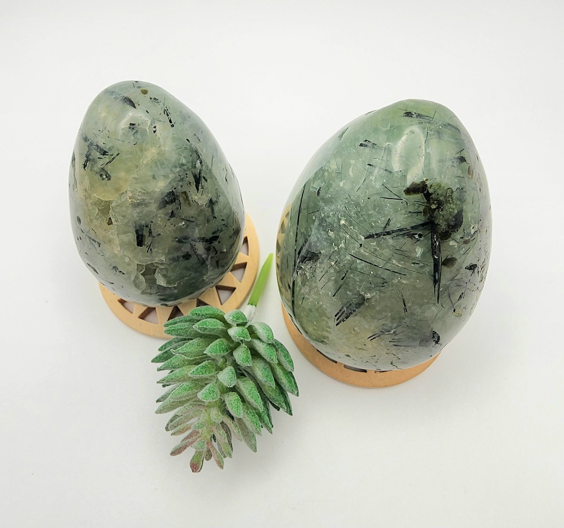 Prehnite Eggs