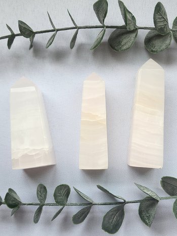 Pink Mangano Calcite-UV Reactive 