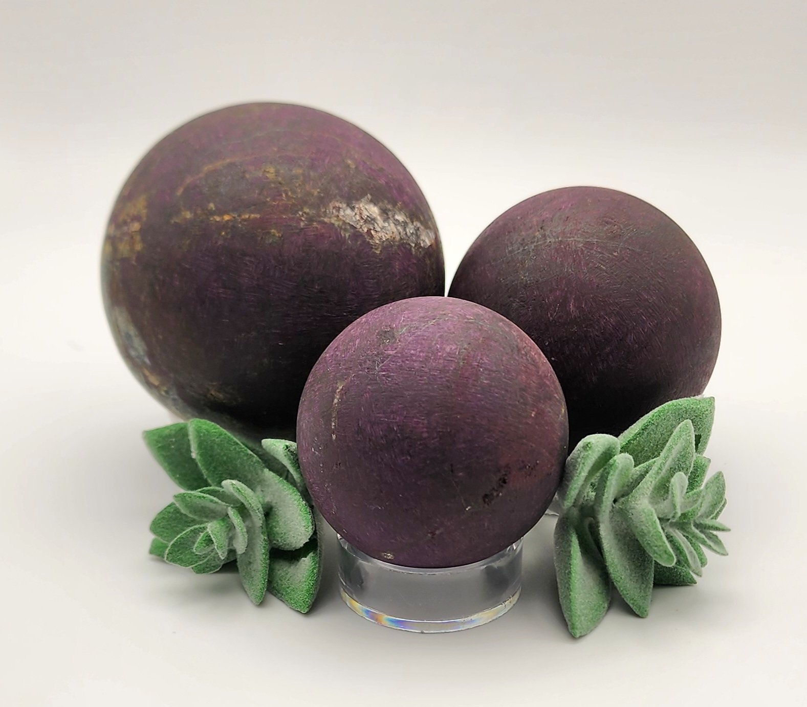 **Rare** Purpurite Spheres